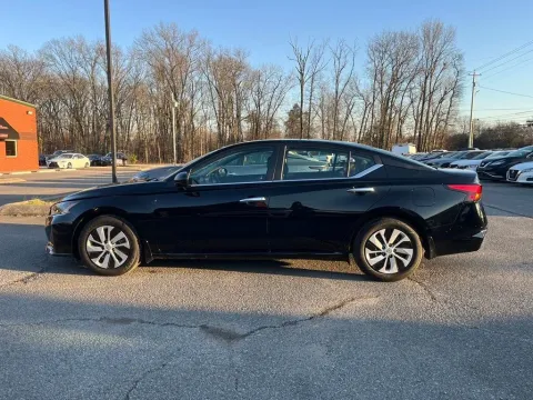 2024 NISSAN ALTIMA GASOLINE SV